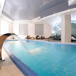 Taurus & Otel